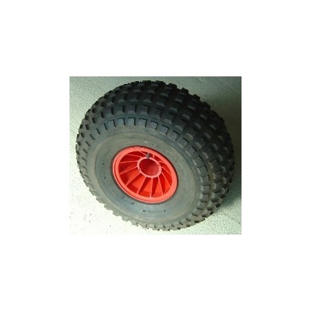 La roue ballon EuroTrax - 21x12-8 modèle à crampon - sur jante rouge ou noire La roue ballon EuroTrax - 21x12-8 modèle à crampon - sur jante rouge ou noire